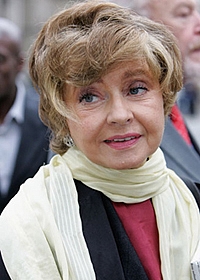 Прунелла Скейлс